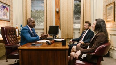 How to Choose the Right Lawyer for Your Case in 2026